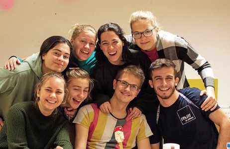 Erasmus: Gruppenfoto der Incoming Studierenden an der FH St. Pölten