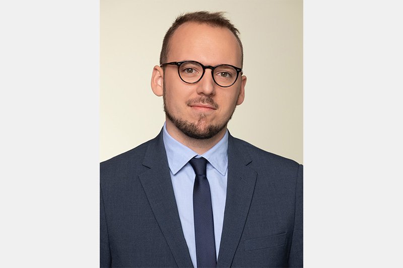 Philipp Marchhart schloss das Masterstudium Digital Business Communications ab. Heute ist er als Communications Specialist bei der Erste Asset Management GmbH tätig.