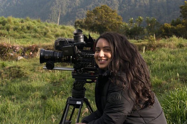 Studentin Magdalena Pokieser in den Anden beim Dreh zur Universum-Doppelfolge über Kolumbien