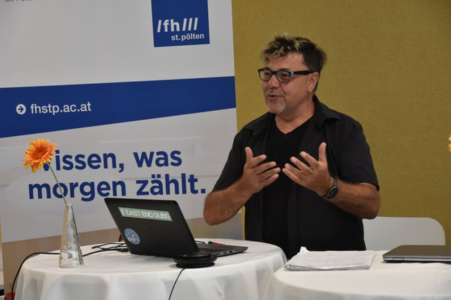 Alois Huber Arlt Symposium 2021 c FHSTP Thomas Immervoll - Kopie.jpg